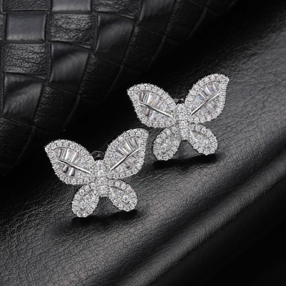 Pretty Butterfly Earrings - Picture 2 of 3